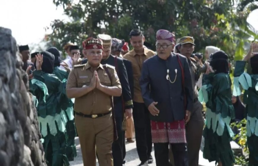 Nanang Ermanto Ziarah ke Makam Pahlawan Nasional Raden Intan II