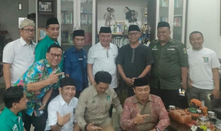 Mantan Bupati Tanggamus K.H. Samsul Hadi Dukung  H. Moh. Saleh Asnawi