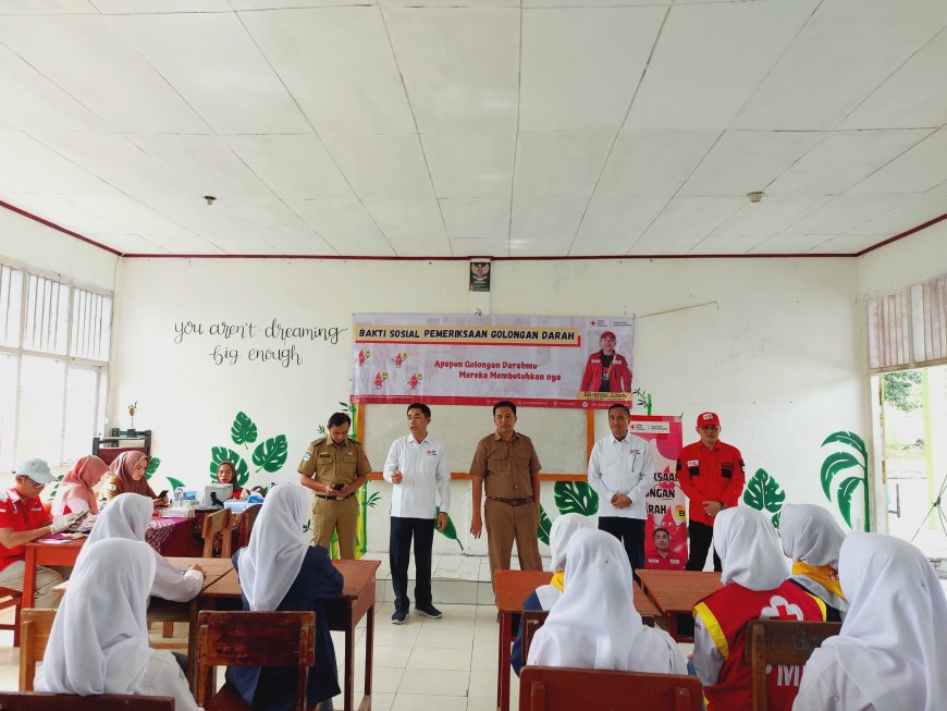 PMI Lampung Barat Edukasi Siswa SMAN 1 Liwa Lewat Pemeriksaan Golongan Darah dan Kampanye Anti Judol