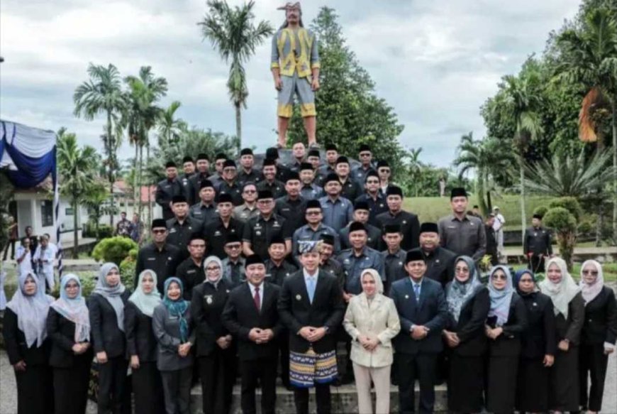 Bupati Lamsel Lantik Supriyanto Sekda di Makam Pahlawan, Simbol Pengabdian dan Semangat Juang
