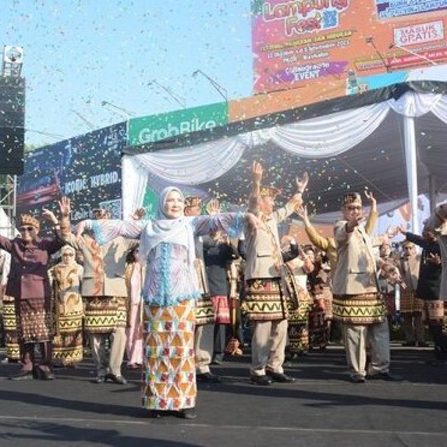 Tari Ngigel di Jantung Kota Bandar Lampung, Pesona Tradisi yang Tak Pernah Padam