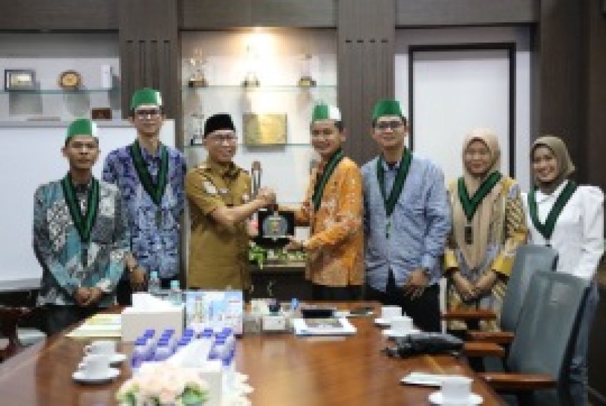 Perjuangkan Komoditas Lokal, PB HMI Juluki Kiyai Mirza Pahlawan Singkong