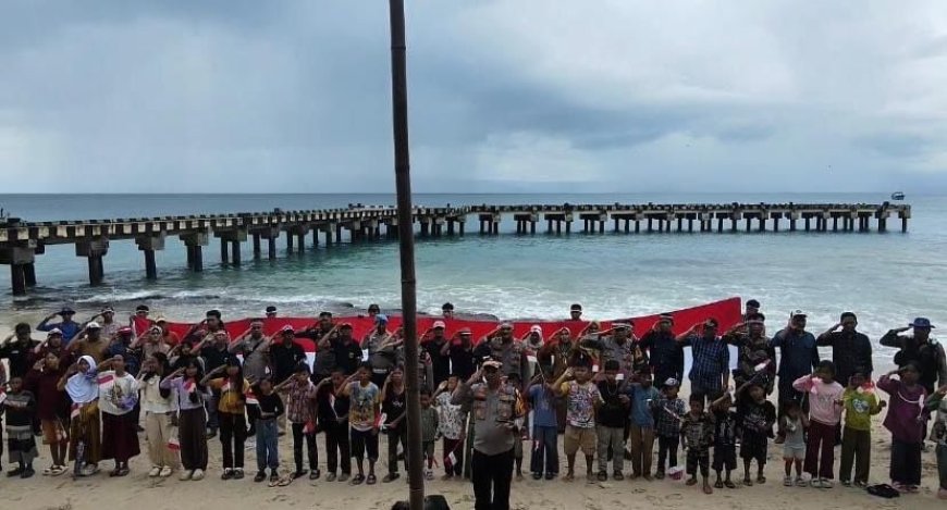 Kapolres Tanggamus Gairahkan Nasionalisme di Pulau Terluar Lampung