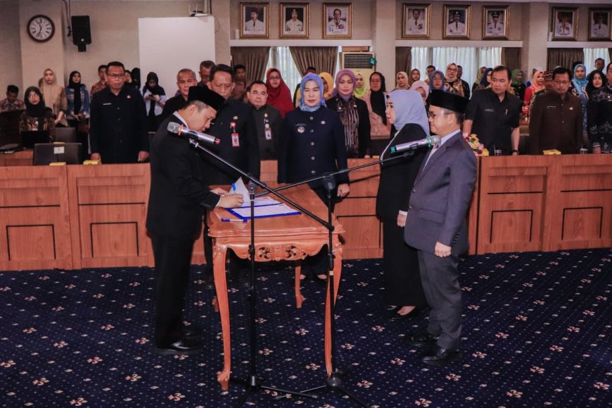 Pemprov Lampung Lakukan Rotasi Eselon II, Dua Kepala Dinas Baru Resmi Dilantik