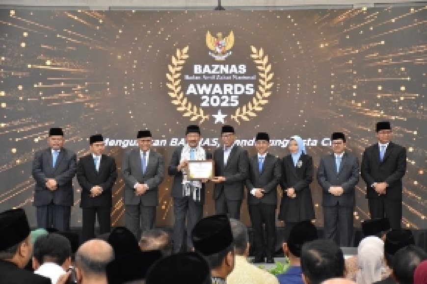 Gubernur Mirza Diganjar Penghargaan Nasional sebagai Pendukung Utama Gerakan Zakat