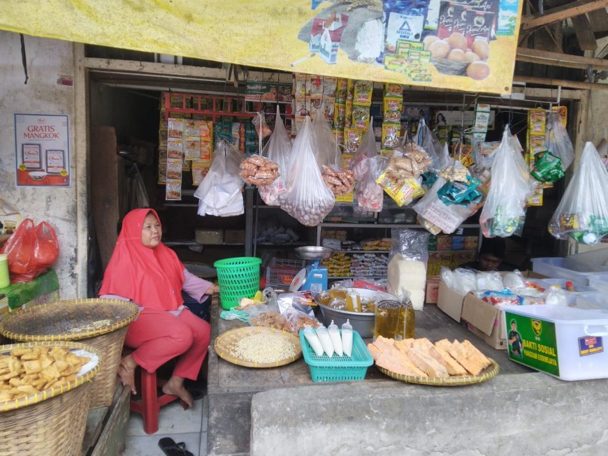 Harapan Pedagang Kecil di Tengah Gelombang Aksi